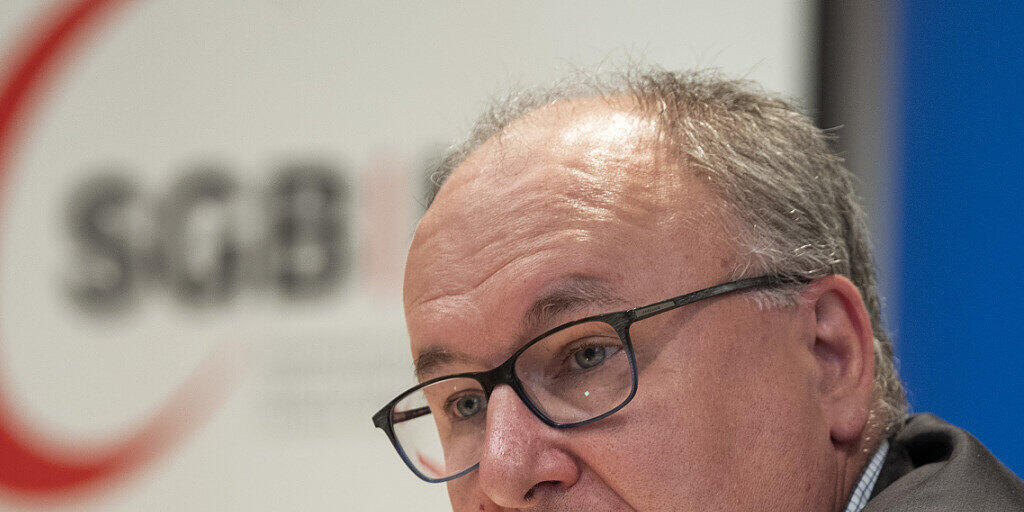 SGB-Präsident Pierre-Yves Maillard sorgt sich um die Kaufkraft der Schweiz. (Archiv)