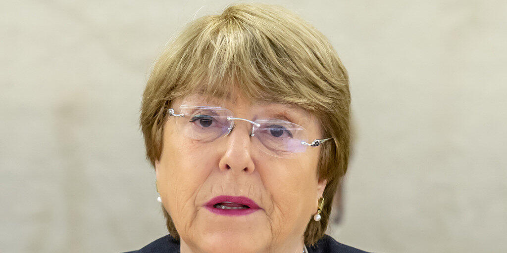 Die Uno-Hochkommissarin für Menschenrechte, Michelle Bachelet, hat die Staaten dazu aufgerufen, Kinder und Frauen ausländischer IS-Kämpfer aus dem Irak und Syrien in ihre Heimatländer zurückzuführen.