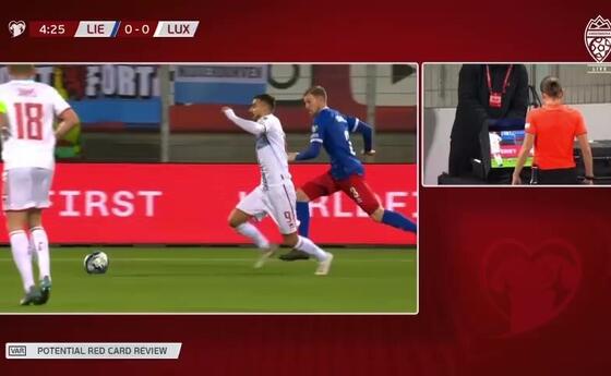 Foul an Julien Hasler