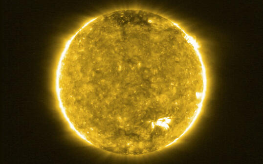 Begeisternd: Eine der ersten Nahaufnahmen von der Sonne, die die Esa-Sonde "Solar Orbiter" zur Erde geschickt hat.