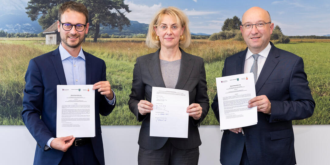 Unterzeichnungsakt Absichtserklrung Grenzberschreitender V