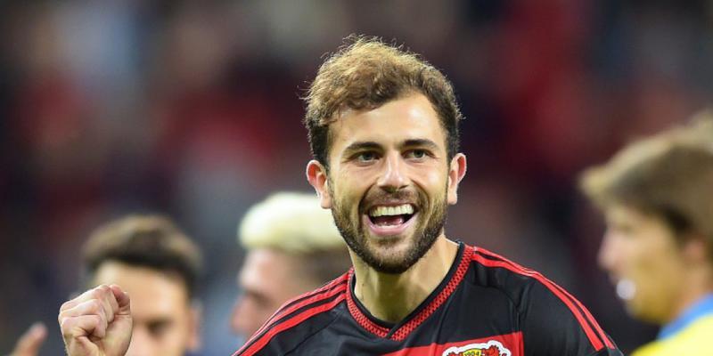 Admir Mehmedi jubelt nach seinem Tor zum 1:0 gegen Borissow