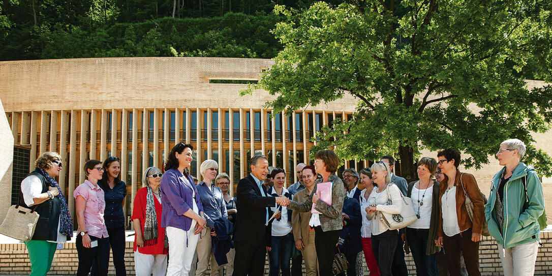 Petitionsübergabe Vaduz 150518 Petitionsübergabe Vaduz 150518