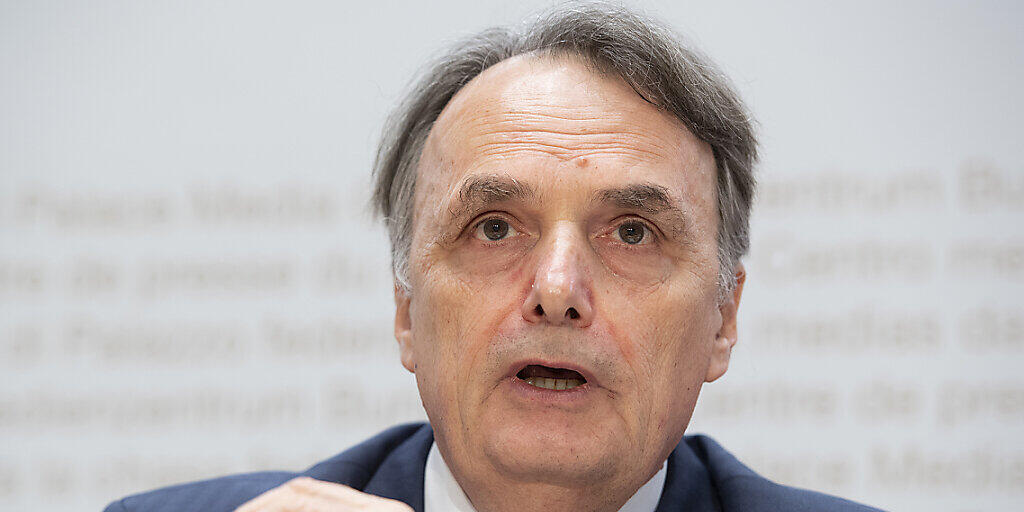 Staatssekretär Mario Gattiker vom Staatssekretariat für Migration sagte gegenüber der "NZZ", dass immer mehr abgewiesene Asylsuchende das Land auch verlassen würden. (Archivbild) Staatssekretär Mario Gattiker vom Staatssekretariat für Migration sagte gegenüber der "NZZ", dass immer mehr abgewiesene Asylsuchende das Land auch verlassen würden. (Archivbild)