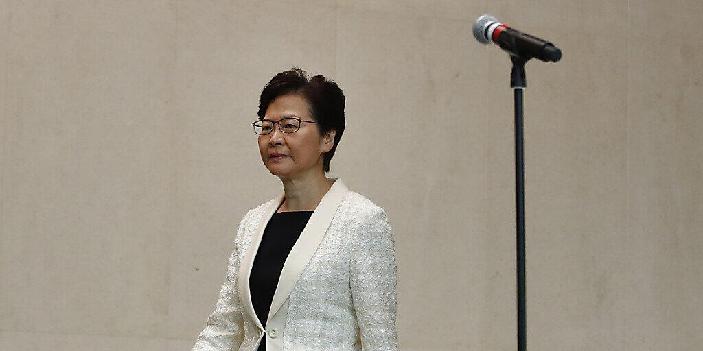 Dem Druck auf der Strasse nachgegeben: Hongkongs Regierungschefin Carrie Lam.