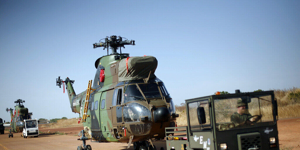 Helikopter der französischen Armee in Mali - bei einem Zusammenstoss zweier Maschinen in der Luft starben 13 französische Soldaten. (Archivbild) Helikopter der französischen Armee in Mali - bei einem Zusammenstoss zweier Maschinen in der Luft starben 13 französische Soldaten. (Archivbild)