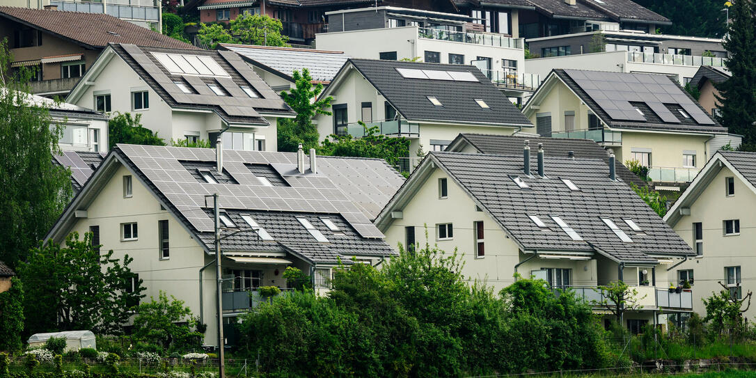 WOHNHAUS, HAUS, HAEUSER, WOHNHAEUSER, SIEDLUNG, EINFAMILIENHAUS, UEBERBAUUNG, WOHNEN, GESELLSCHAFT, GEBAEUDE, WOHNHAUS, HAUS, HAEUSER, WOHNHAEUSER, SIEDLUNG, EINFAMILIENHAUS, UEBERBAUUNG, WOHNEN, GESELLSCHAFT, GEBAEUDE, PHOTOVOLTAIK, PV, PV-ANLAGE, PHOTOV WOHNHAUS, HAUS, HAEUSER, WOHNHAEUSER, SIEDLUNG, EINFAMILIENHAUS, UEBERBAUUNG, WOHNEN, GESELLSCHAFT, GEBAEUDE, WOHNHAUS, HAUS, HAEUSER, WOHNHAEUSER, SIEDLUNG, EINFAMILIENHAUS, UEBERBAUUNG, WOHNEN, GESELLSCHAFT, GEBAEUDE, PHOTOVOLTAIK, PV, PV-ANLAGE, PHOTOV