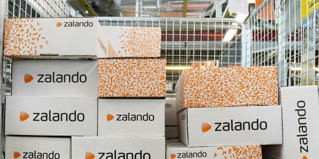 Zalando-Pakete werden für den Versand vorbereitet - ein grosser Teil kommt wieder zurück