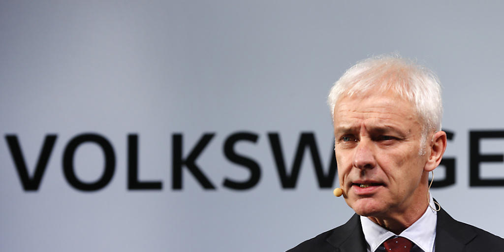 Die USA lassen VW-Chef Matthias Müller mit seinem Reparatur-Plan für die 2,0-Liter-Diesel-Motoren noch nicht vom Haken und fordern Nachbesserungen.