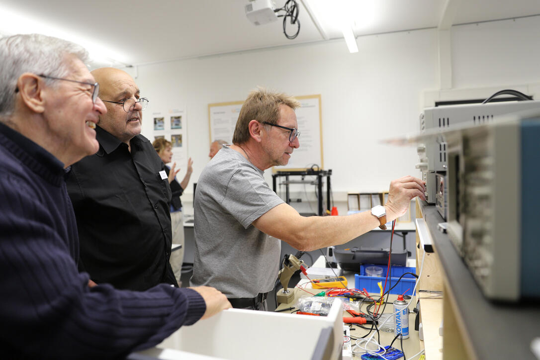 Saisonauftakt Repair-Café im GZ Resch