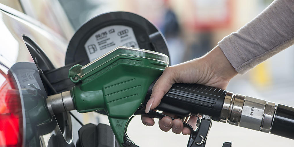 Kein Benzin mehr: Im Grossraum Paris sitzen wegen eines Streiks zahlreiche Tankstellen auf dem Trockenen. (Symbolbild)