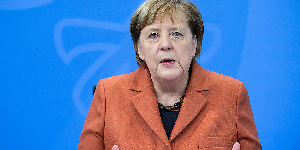 Bundeskanzlerin Angela Merkel (CDU) äußert sich nach der Schaltkonferenz von ihr mit den Ministerpräsidenten der Länder bei einer Pressekonferenz im Bundeskanzleramt zum weiteren Vorgehen in der Corona-Krise. Foto: Bernd von Jutrczenka/dpa-Pool/dpa Bundeskanzlerin Angela Merkel (CDU) äußert sich nach der Schaltkonferenz von ihr mit den Ministerpräsidenten der Länder bei einer Pressekonferenz im Bundeskanzleramt zum weiteren Vorgehen in der Corona-Krise. Foto: Bernd von Jutrczenka/dpa-Pool/dpa