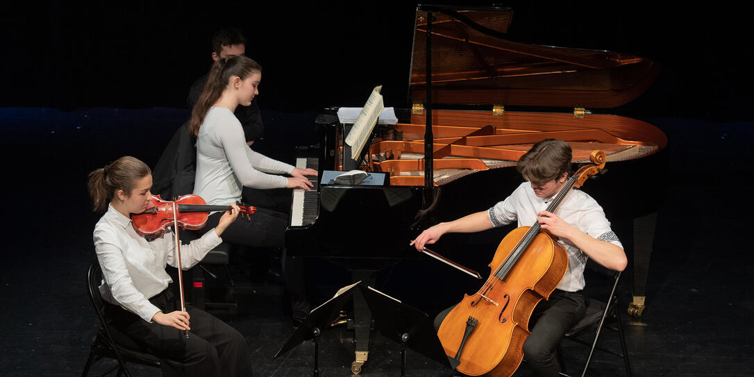 20220123 Podium Konzert Trio 180Grad mit Fiona Warenitsch, Kilian Erhart, Susanna Hanke, Schaan