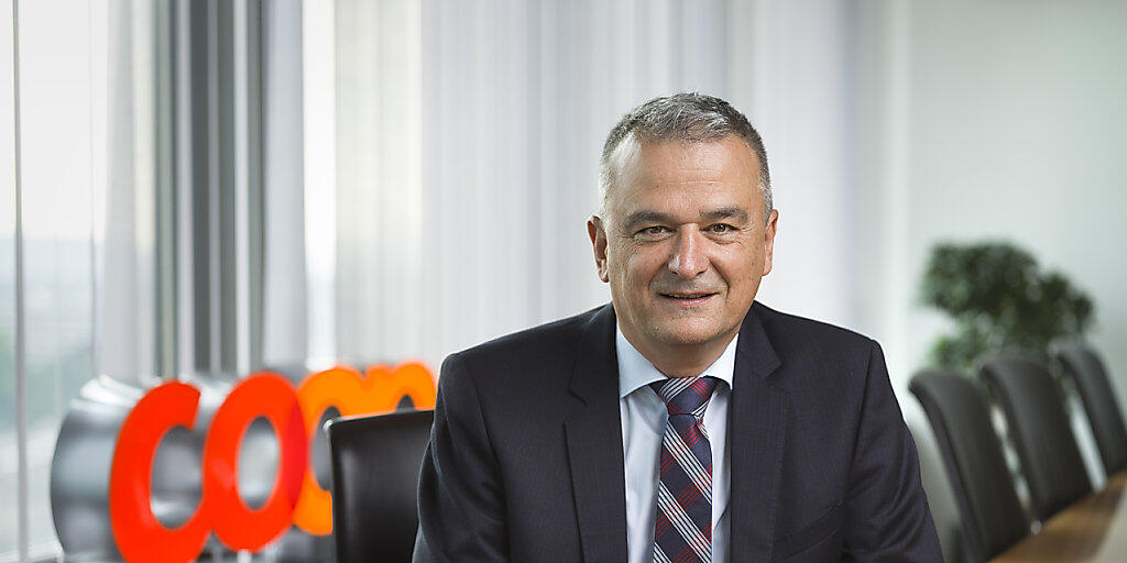 Coop-Chef Joos Sutter kann sich freuen: Erstmals hat der Grossverteiler 2018 die Marke von 30 Milliarden Umsatz geknackt. (Archiv)