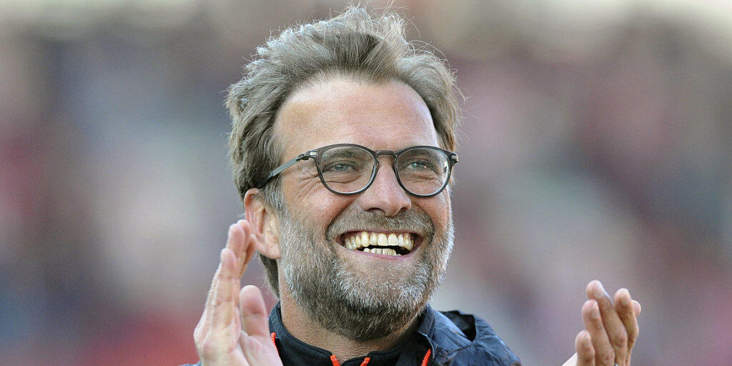 Und wie er Strahlen kann: Jürgen Klopp bleibt mit Liverpool in der Premier League siegreich
