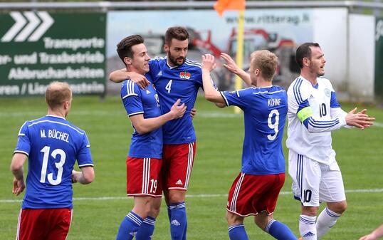 Daniel Kaufmann erzielt das 1:0 gegen San Marino.