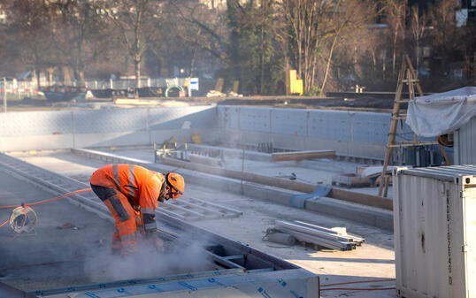 SANIERUNG, MARZILIBAD, MARZILI, HOCHWASSERSCHUTZ, SCHUTZBAUTEN, BAUSTELLE, SCHWIMMBAD,