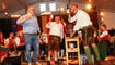 Dirndl- und Lederhosenparty unter dem Motto «Mura - git Gas».