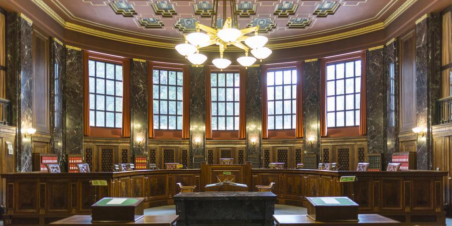 BUNDESGERICHT LAUSANNE, GERICHT, GROSSER SAAL,