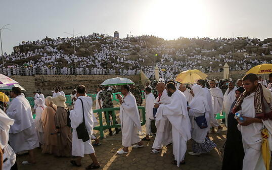 Bittgebete an Gott: Pilger auf dem Weg zum Berg Arafat in der Nähe von Mekka.