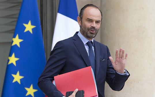 Frankreichs Premierminister Edouard Philippe kündigte Milliarden-Investitionen an, welche die Reformpläne von Präsident Macron unterstützen sollen. (Archiv)