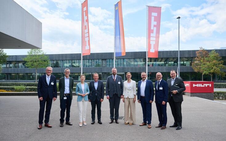 Treffen der Regierung in der Firmenzentrale der Hilti AG