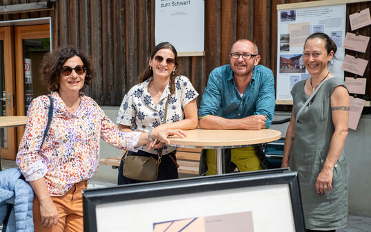 Eröffnung Begegnungsplatz und Ausstellung «Geschichten aus der