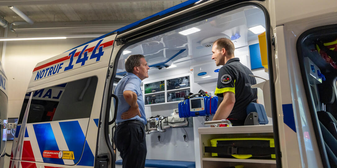 Einweihung Rettungswagen in Vaudz