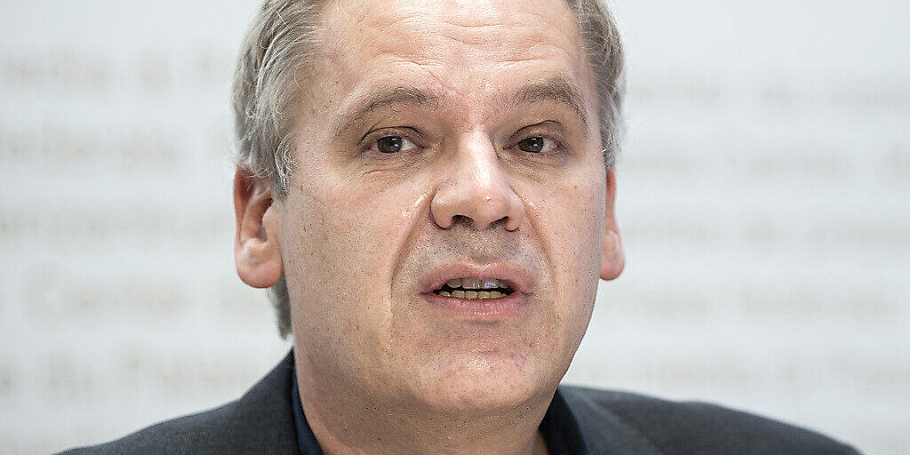 Obwohl die Neuansteckungen während der Festtage zurückgegangen seien, blieben die Zahlen noch zu hoch, sagte Patrick Mathys, Leiter Sektion Krisenbewältigung und internationale Zusammenarbeit beim Bundesamt für Gesundheit (BAG).