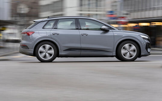 ELEKTROFAHRZEUG, ELEKTROAUTO, ELEKTRO-AUTO, E-AUTO ELEKTROMOBIL, ELEKTROMOBILITAET, E-MOBILITAET, E-MOBIL, FAHRZEUG, E-FAHRZEUG, ELEKTROFAHRZEUG, STRASSENVERKEHR,