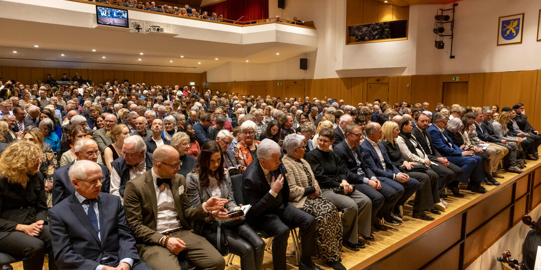 Premiere der Operette Balzers