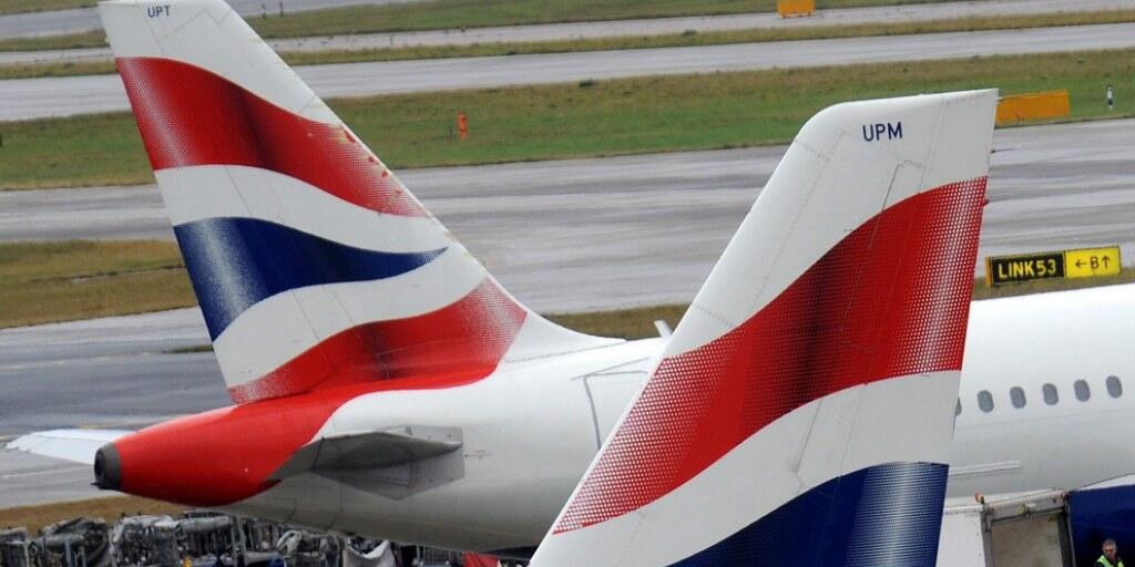 British Airways gehört zusammen mit den Fluggesellschaften Iberia, Vueling, Level und Aer Lingus zu IAG. (Archiv)