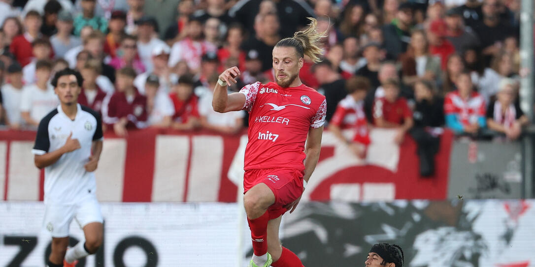 Der Neue: Brian Beyer, hier noch im Dress des FC Winterthur, sollte heute bereits einsatzf&auml;hig sein.