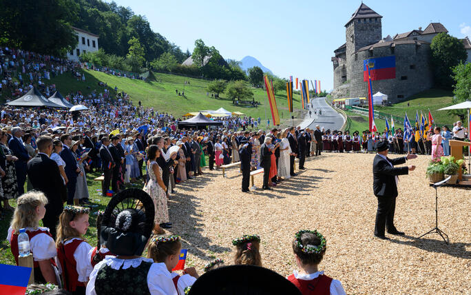 Staatsfeiertag 2026: Staatsakt auf der Schlosswiese (15.08.2026)