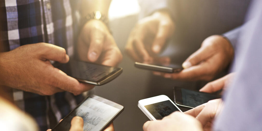 Smart phones?business cards of the digital age