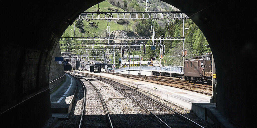 Hier in Goppenstein VS beginnt der Lötschberg-Scheiteltunnel zwischen den Kantonen Wallis und Bern. (Archivbild)