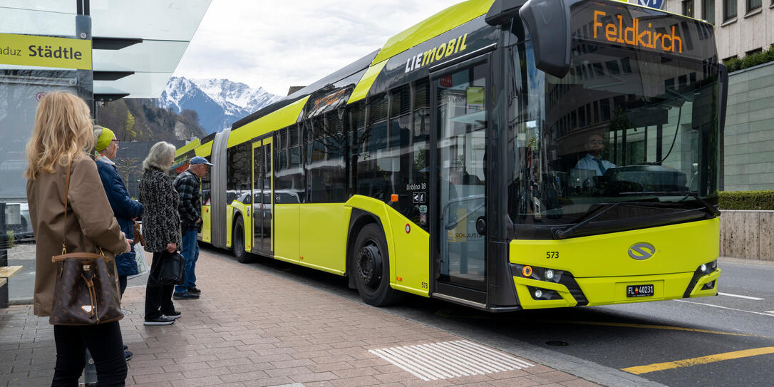 Aktuell werden 8 von 44 Fahrzeuge des Transportunternehmens im Liemobil-Netz elektrisch angetrieben.