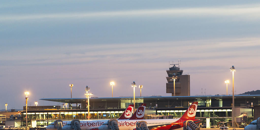 Air Berlin hat entschieden: Der deutsche Billigflieger wird Schweizer Tochter Belair ab kommenden Herbst einstellen. (Archiv)