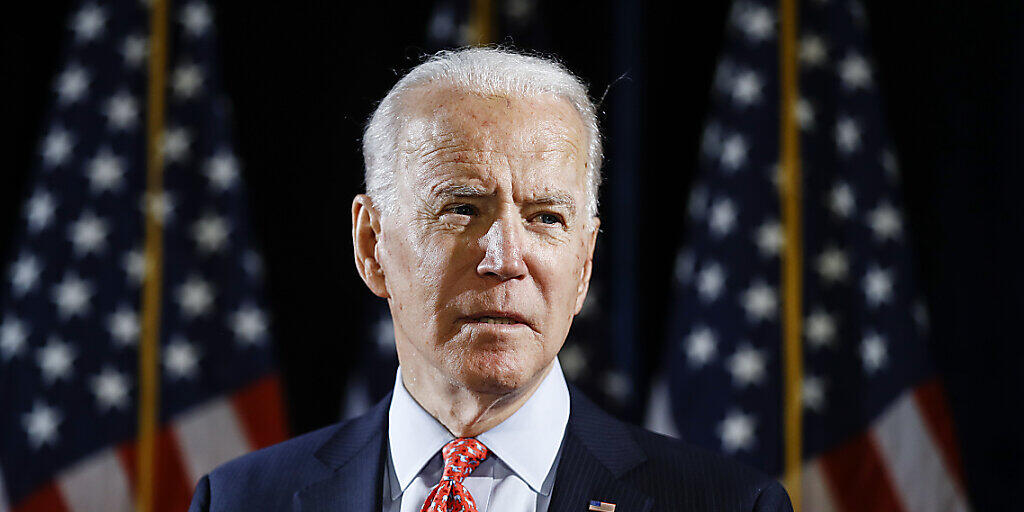 Aus Sorge vor einer weiteren Verbreitung des neuartigen Coronavirus ist die Vorwahl der Demokraten im US-Bundesstaat New York abgesagt worden. Der frühere Vizepräsident Joe Biden ist der einzige verbliebene Präsidentschaftsbewerber der US-Demokraten. Aus Sorge vor einer weiteren Verbreitung des neuartigen Coronavirus ist die Vorwahl der Demokraten im US-Bundesstaat New York abgesagt worden. Der frühere Vizepräsident Joe Biden ist der einzige verbliebene Präsidentschaftsbewerber der US-Demokraten.