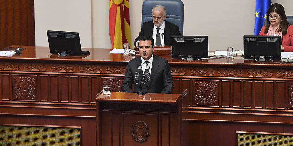 Der mazedonische Regierungschef Zoran Zaev spricht vor dem Parlament. (Archivbild) Der mazedonische Regierungschef Zoran Zaev spricht vor dem Parlament. (Archivbild)