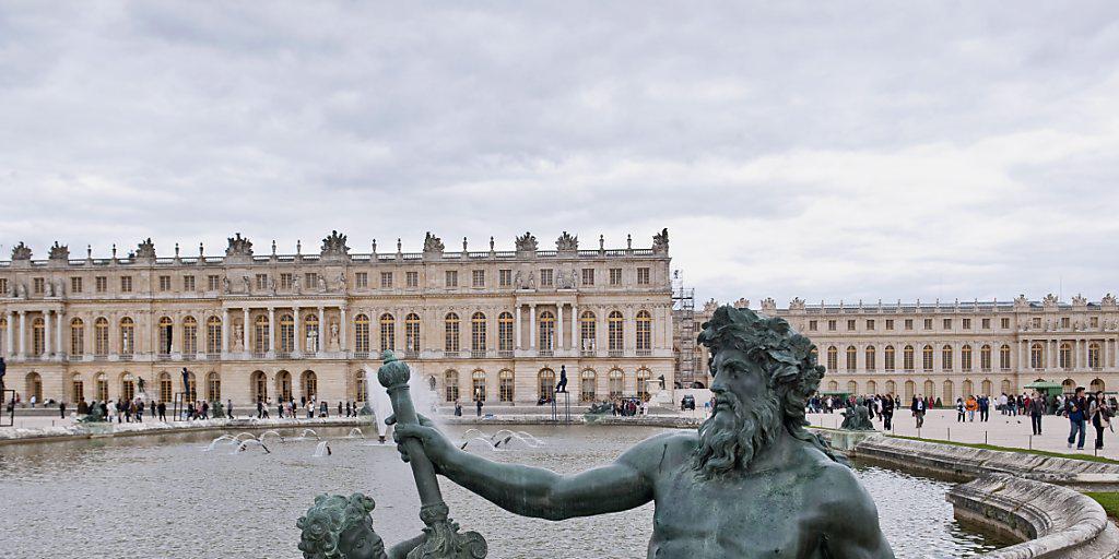 Eines der grössten Schlösser Europas: an der gigantischen Barock-Anlage in Versailles liess Ludwig XIV: im 17. Jahrhundert mehrere Jahrzehnte lang bauen.