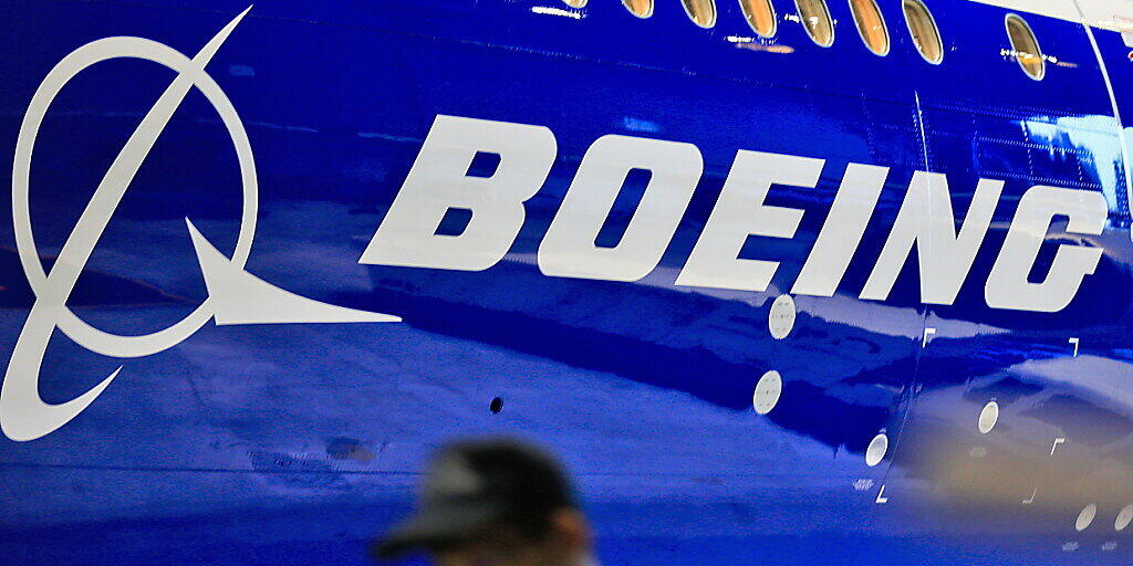 Der amerikanische Flugzeughersteller Boeing nimmt die Produktion der 737-Max-Serie wieder auf. (Archivbild)