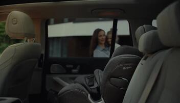 Baby-Sicherheitstag mit Live-Crashtest