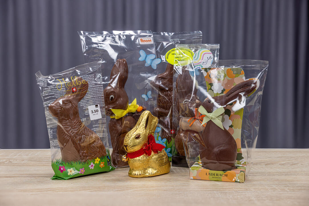 Der Geschmack wurde von Coop (v.l.), Cafe Amann, Lindt, Migros, Dolce und L&auml;derach analysiert.