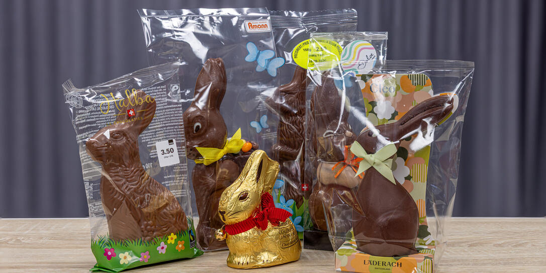 Der Geschmack wurde von Coop (v.l.), Cafe Amann, Lindt, Migros, Dolce und L&auml;derach analysiert.