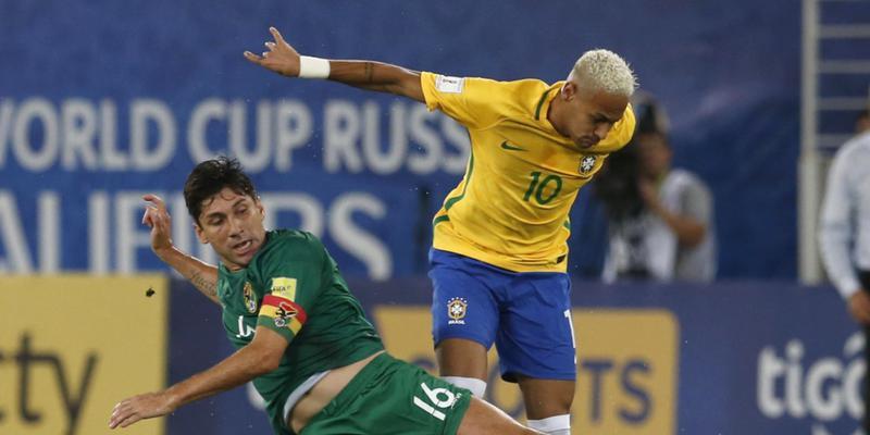 Neymar (rechts) führte Brasilien in der südamerikanischen WM-Qualifikation zu einem Kantersieg gegen Bolivien