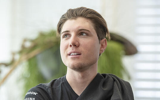 Der Schweizer Radprofi Marc Hirschi anlässlich der Medienkonferenz in Einsiedeln zehn Tage vor dem Start zur Tour de Suisse 2019
