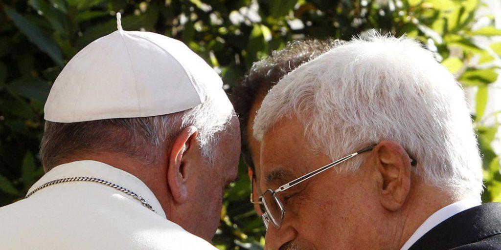 Papst Franziskus hat Palästinenserpräsident Mahmud Abbas im letzten Jahr in Rom empfangen. (Archiv) Papst Franziskus hat Palästinenserpräsident Mahmud Abbas im letzten Jahr in Rom empfangen. (Archiv)