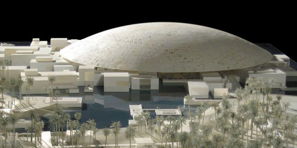 Jean Nouvels Modell des Louvre Abu Dhabi. Im November öffnet das Prestigeprojekt endlich seine Tore. (Archivbild)