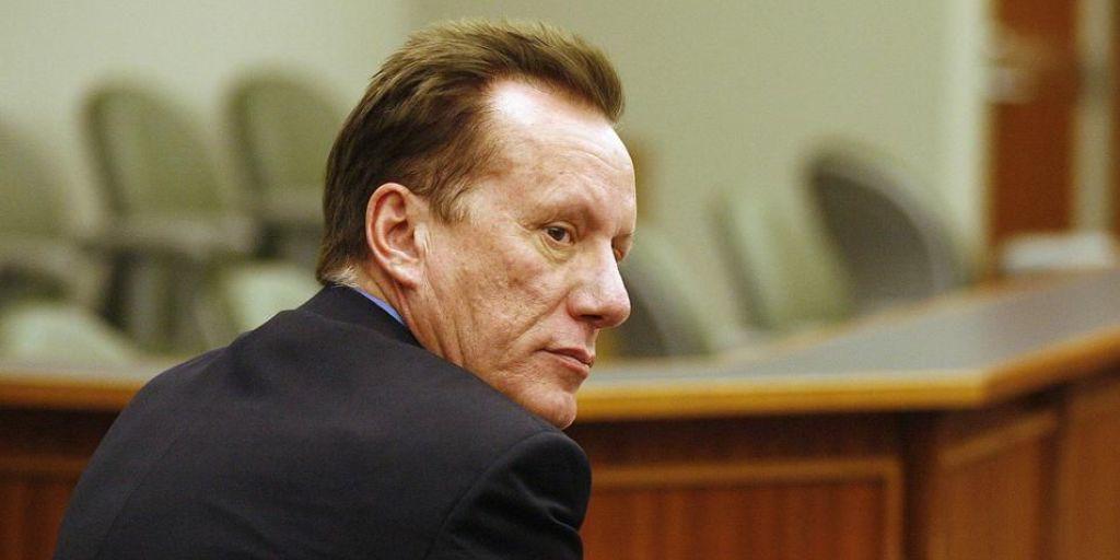 James Woods, der heute 70 wird, war einst ein bekannter Filmbösewicht. Heute hat er sich auf das Absetzen von Trump-freundlichen Twitternachrichten verlegt. (Archivbild) James Woods, der heute 70 wird, war einst ein bekannter Filmbösewicht. Heute hat er sich auf das Absetzen von Trump-freundlichen Twitternachrichten verlegt. (Archivbild)